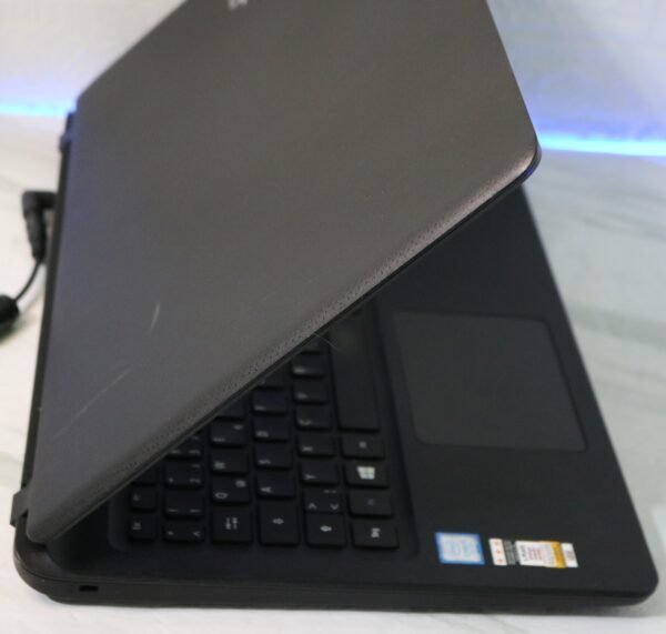 Acer Extensa 2540 polovan laptop