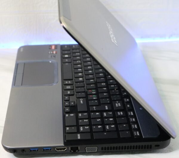 Toshiba Satellite L855-B
