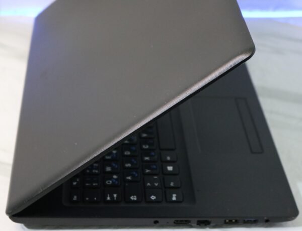 Lenovo 110 polovan laptop Lenovo 110 polovan laptop