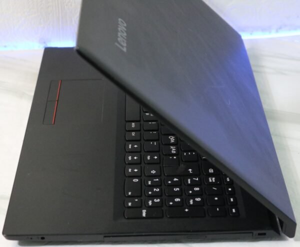 Lenovo V110 Celeron N3350