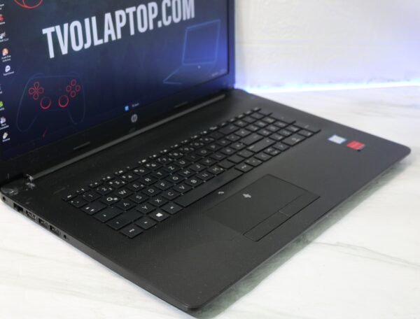 HP 17 BY1 polovan laptop
