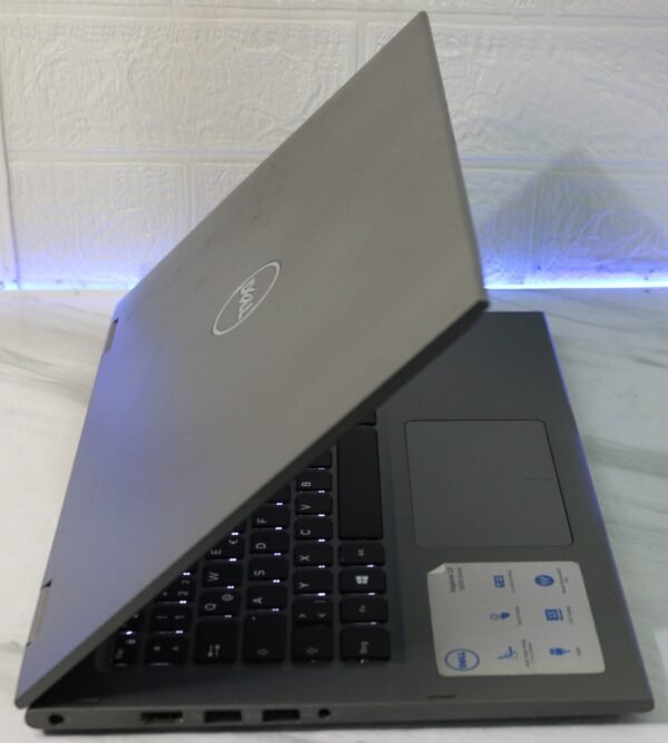 Dell Inspiron 13 5368