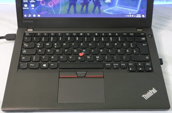 Lenovo ThinkPad X270