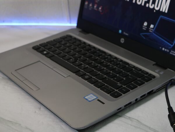 HP EliteBook 840 G3 HP EliteBook 840 G3
